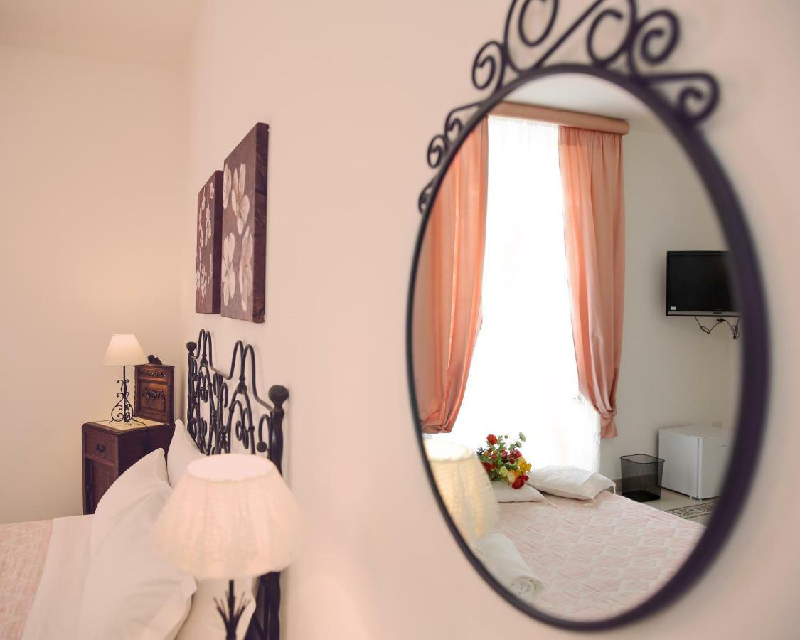 "Suliscenti" Dimora Siciliana B&B Avola Bagian luar foto