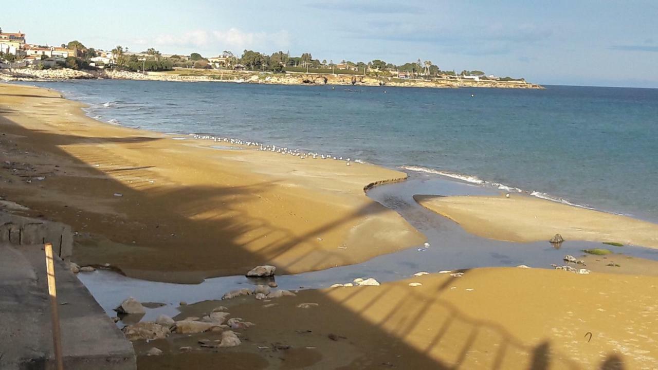 "Suliscenti" Dimora Siciliana B&B Avola Bagian luar foto