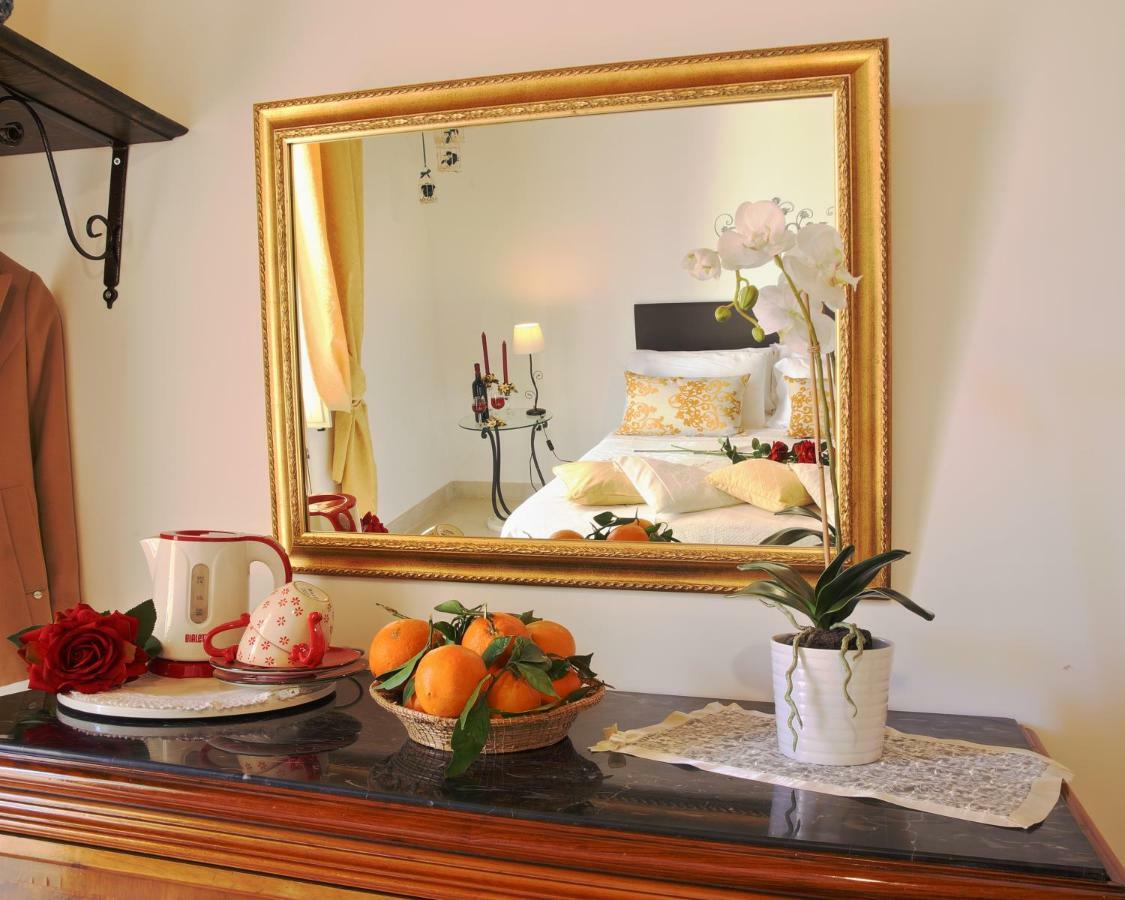 "Suliscenti" Dimora Siciliana B&B Avola Bagian luar foto